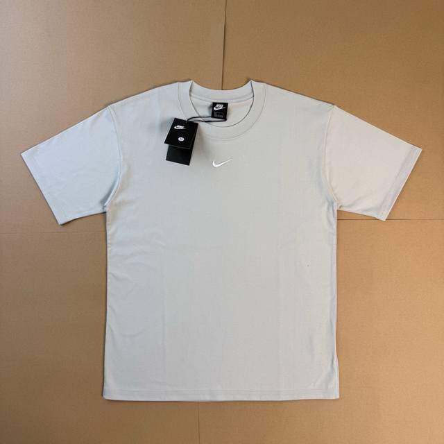 Nk319 Nike short-sleeved T-shirt with small chest embroidery logo print. Unisex