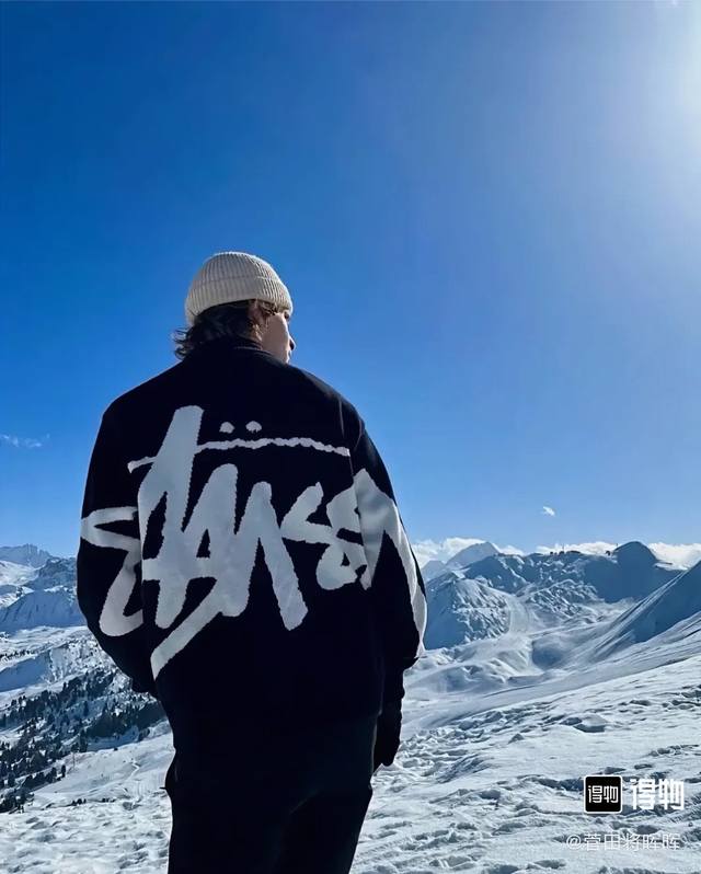S55 Stussy 22 Winter New Round Neck Couple's Sweater with Large Logo. Stussy's r