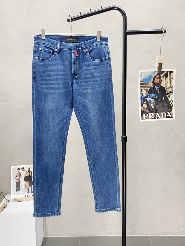 Kiton exclusive new high-end casual jeans! Breathable and comfortable fabric, im
