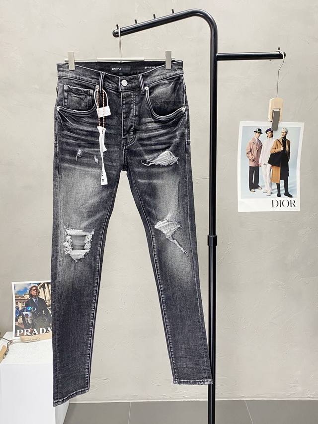 Purple Brand exclusive, new, high-end straight-leg jeans! Made with breathable,