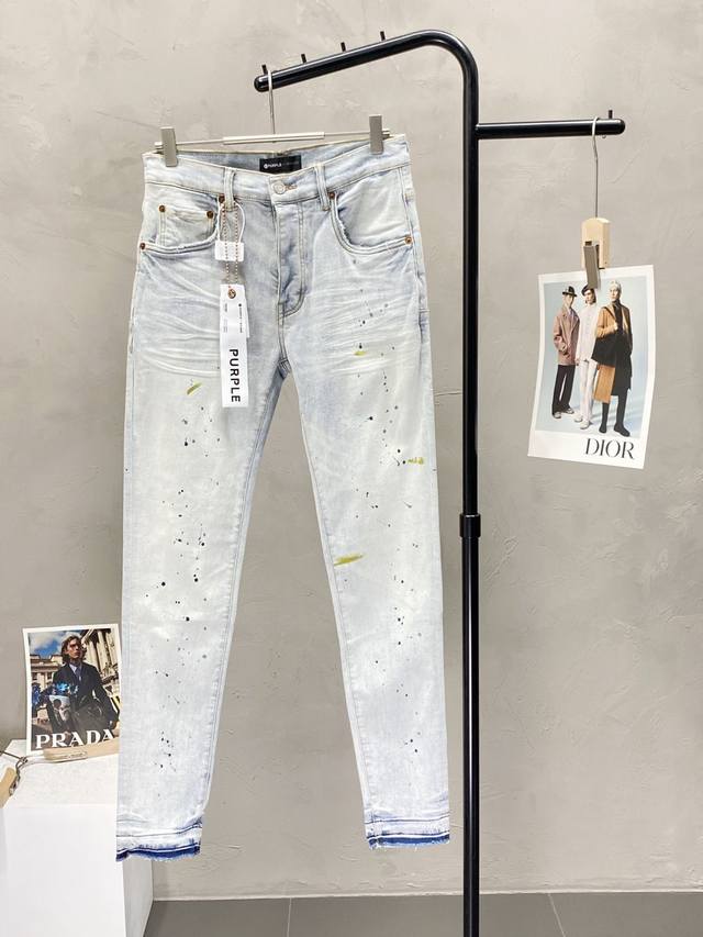 Purple Brand exclusive, new, high-end straight-leg jeans! Made with breathable,