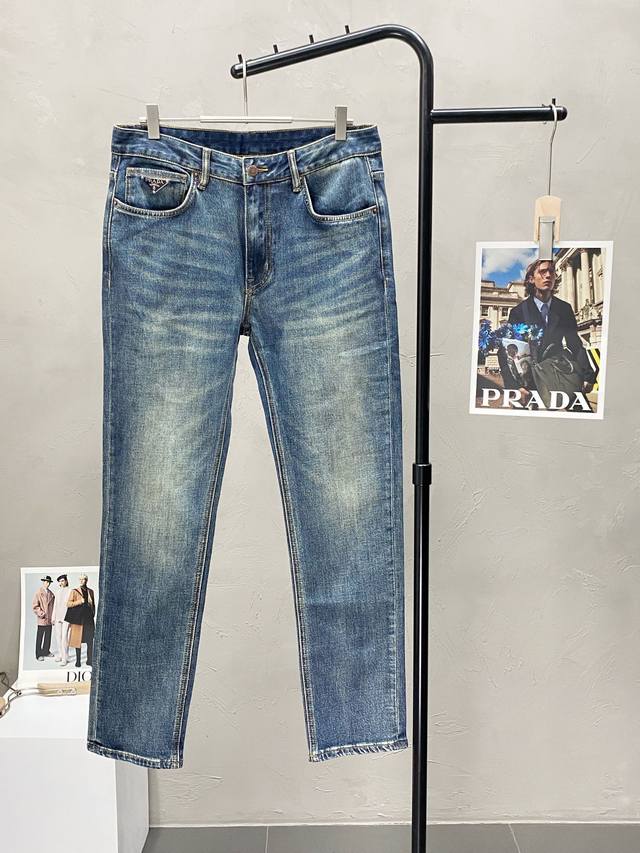 Prada exclusive new casual jeans, high-end version! Breathable and comfortable f