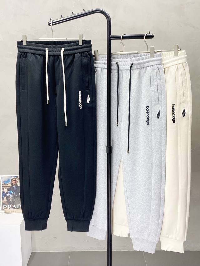 Balenciga exclusive new spring/autumn casual pants, high-end edition! Breathable
