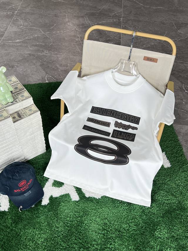 Balenciaga's 2025 Spring/Summer new collection debuts at the official store. The