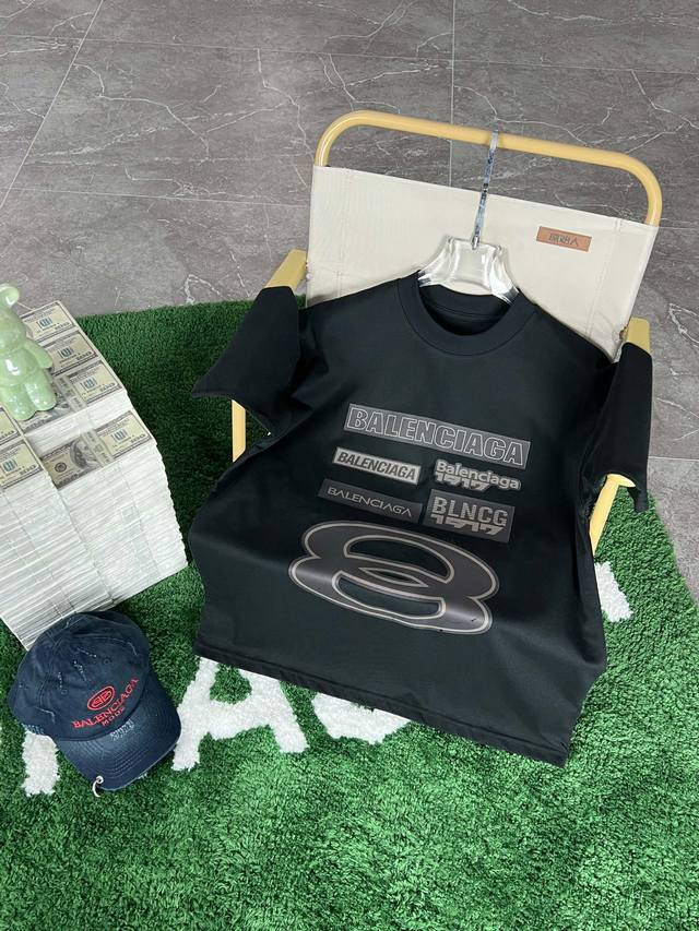 Balenciaga's 2025 Spring/Summer new release! The latest short-sleeved, round-nec