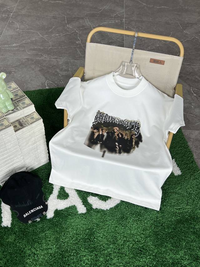 Balenciaga's 2025 Spring/Summer new collection, the latest short-sleeved crew ne