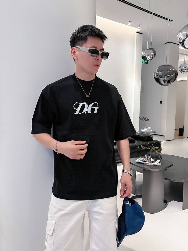 D&G 2025 Spring/Summer new arrivals! The latest short-sleeved, round-neck T-shir