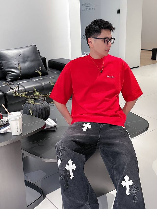 Loro Piana's 2025 Spring/Summer new collection, the latest short-sleeved crew ne