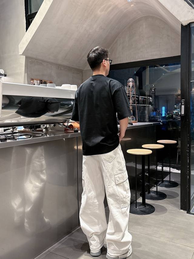 Brunello Cucinelli's 2025 Spring/Summer new arrivals are now available at the of