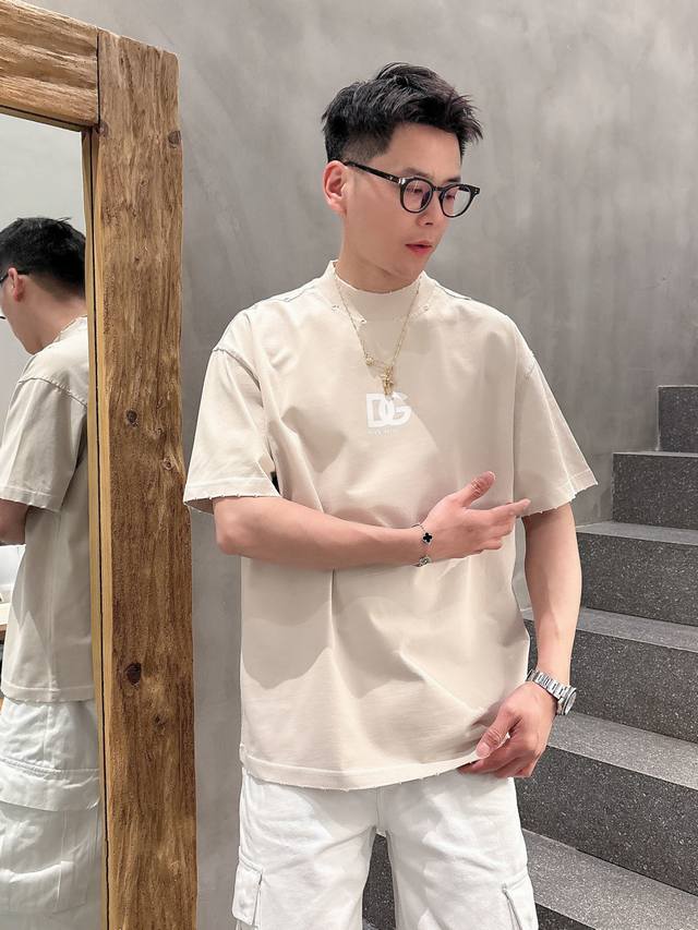 Balenciaga's 2025 new washable, ripped, and frayed spring/summer collection debu