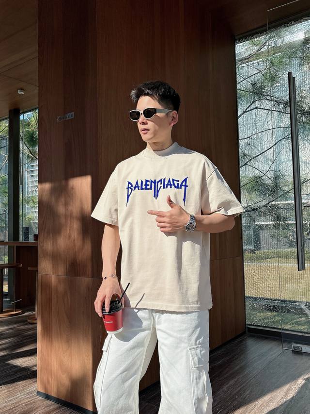 Balenciaga's 2025 new washable, ripped, and frayed spring/summer collection debu