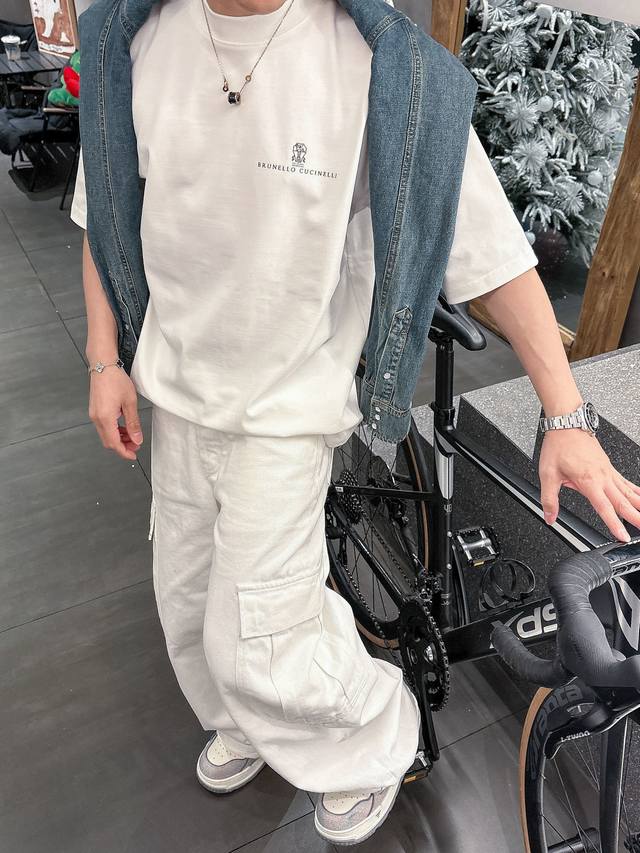 Brunello Cucinelli's 2025 Spring/Summer new arrivals are now available at the of