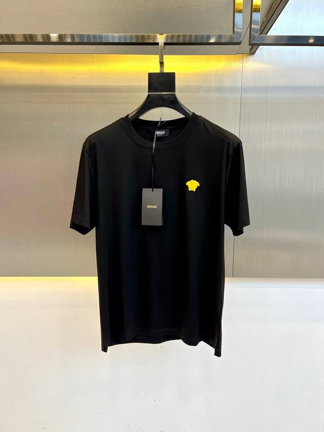Versace, Sea Island Cotton Short-Sleeved Crewneck T-shirt. This classic logo fea