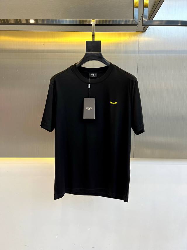 Fendi, Sea Island Cotton Short-Sleeved Crewneck T-shirt. Featuring a classic log