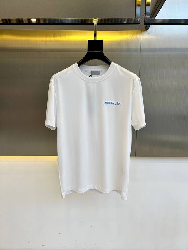 Dior, Sea Island Cotton Short-Sleeved Crewneck T-shirt. This classic logo featur