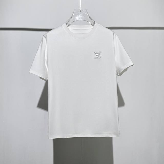 L's 2025 Spring/Summer new round-neck short-sleeved T-shirt, featuring original