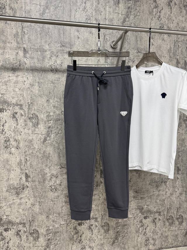 Home 25 Spring/Summer new arrivals: minimalist sportwear for a refreshing, moder