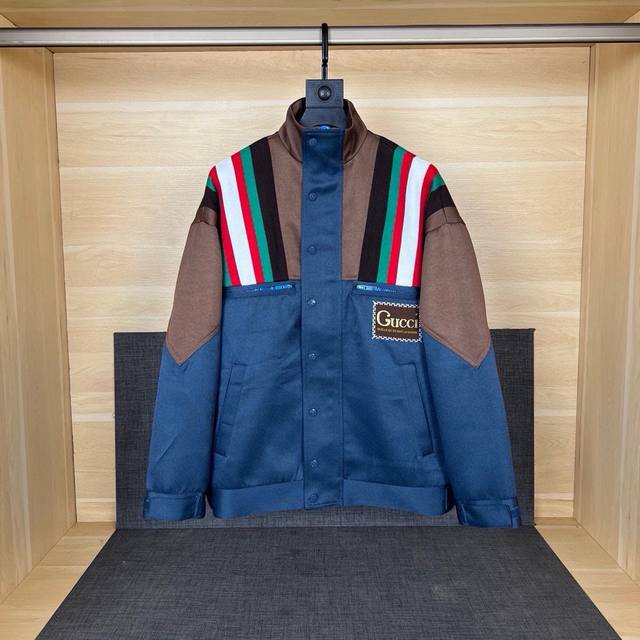 Gucc* Fall/Winter new classic webbing patchwork jacket. Twill composite fabric w