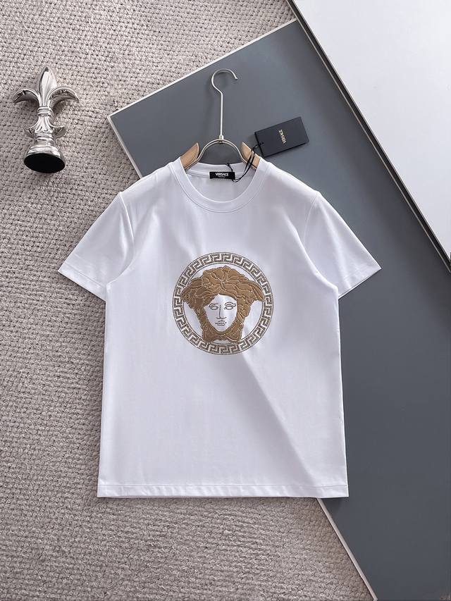 Versac 2025Ss new short-sleeved crew neck T-shirt, custom fabric, simple and ele