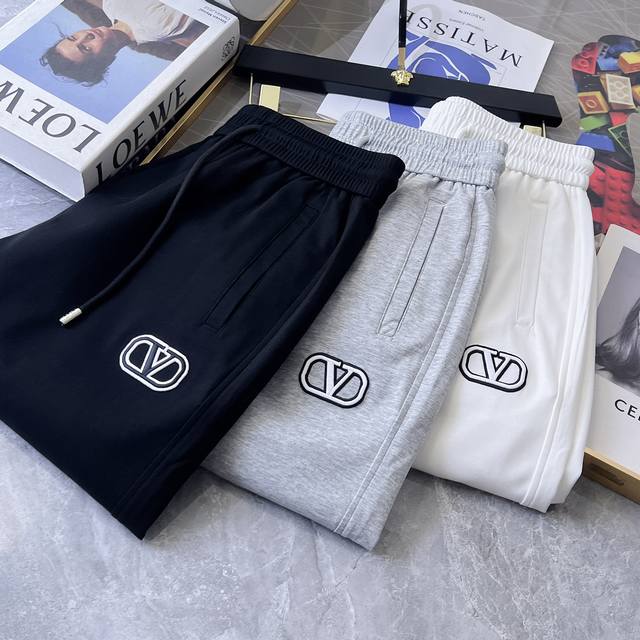 Valentino's popular casual pants from the Spring/Summer 2025 collection are a mu
