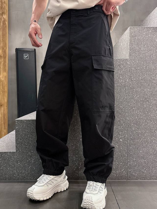 Mo 25 Spring/Summer New Classic Letter Pocket Trousers Trendy and Versatile Size