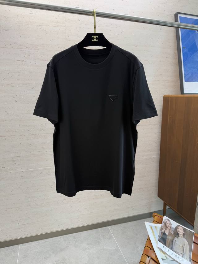 wearable up to 230 pounds. Pra2025 Spring/Summer new short-sleeve top features v
