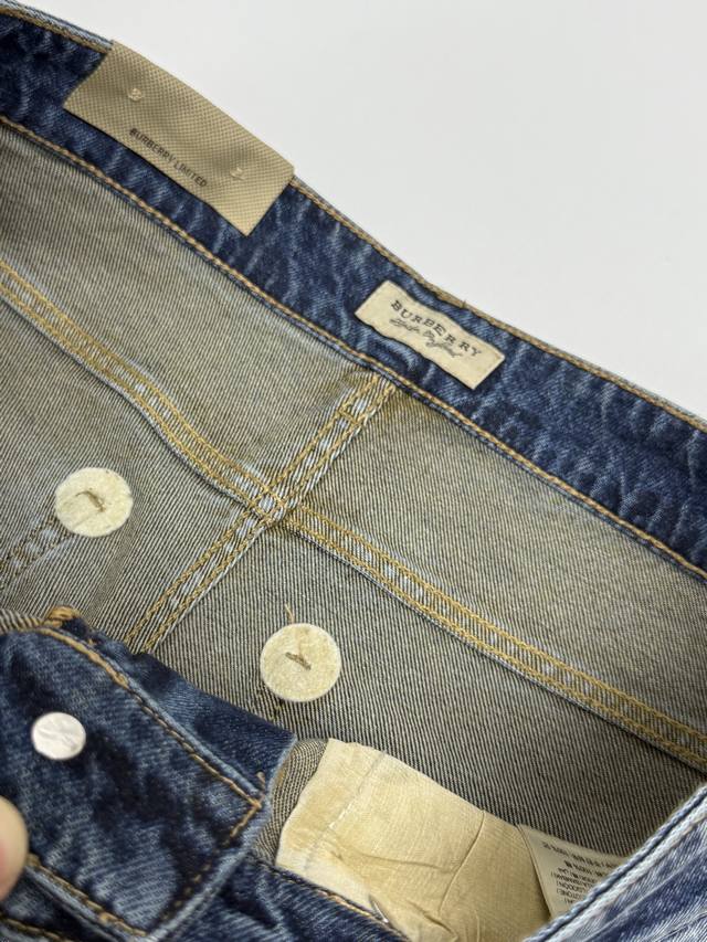 B Bajia 25Ss, the latest early spring release, are limited edition men's denim j