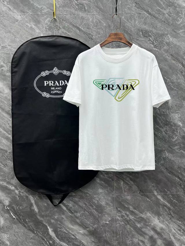 Prada 2025 Spring/Summer new release, the latest short-sleeved round neck T-shir