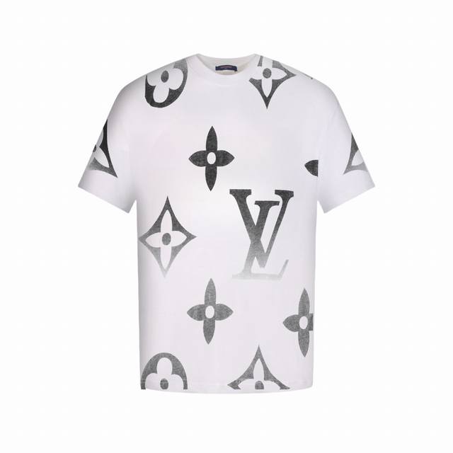 Louis Vuitton short-sleeved T-shirt with large logo printed all over This model