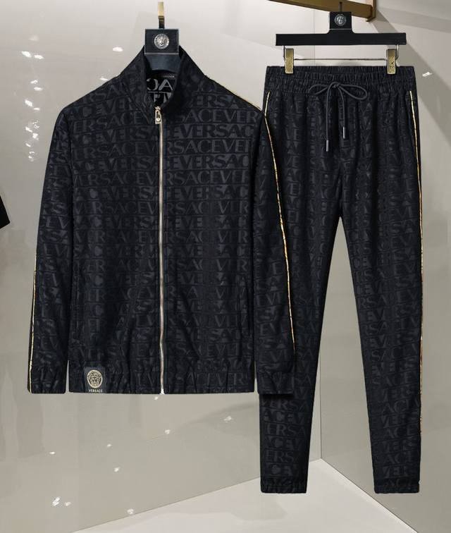 Versace's new autumn/winter 2025 suits are high-quality, top-of-the-line, sold t