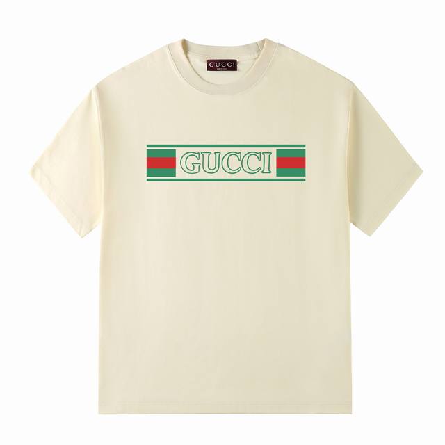G's 25th Summer Collection Gucci's classic red and green Logot T-shirt - Made of