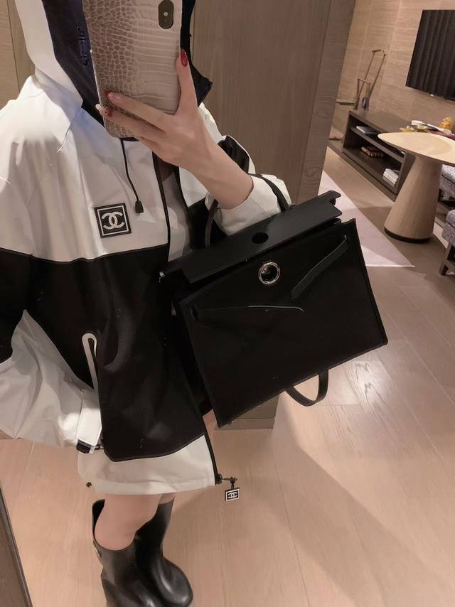Chanel Chanel small Chanel style jacket, size Sml, at the end of the picture