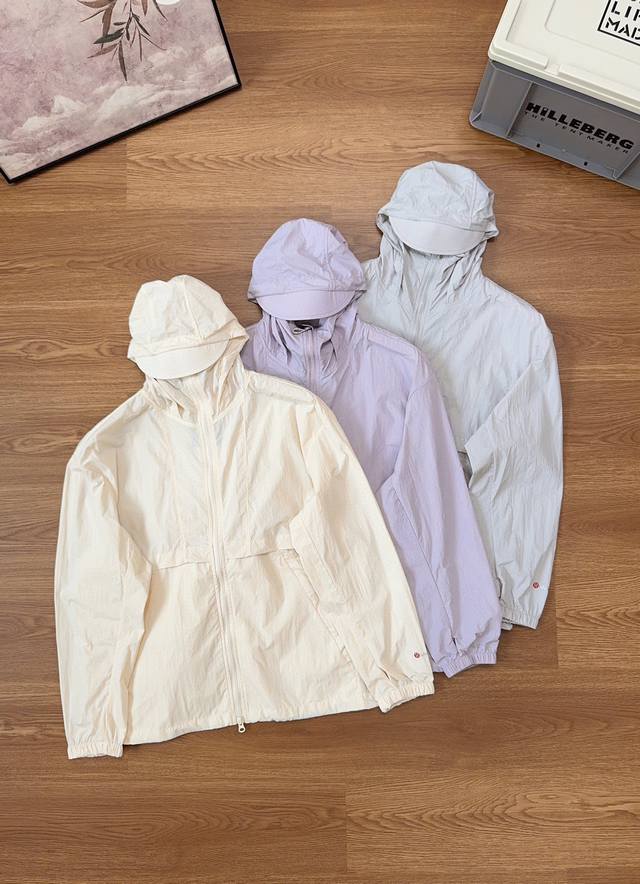 Supply, control#Lulu's new hooded windproof yoga skin jacket. Lu's hooded sports