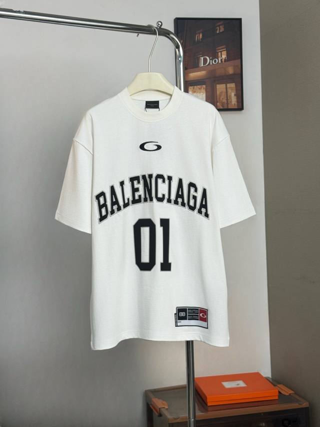 Top quality and highest version, size is slightly larger, Balenciaga classic hea