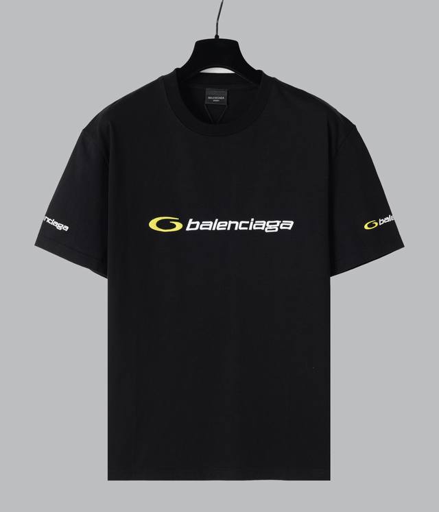Top quality, highest version, slightly larger in size. Balenciaga classic yellow