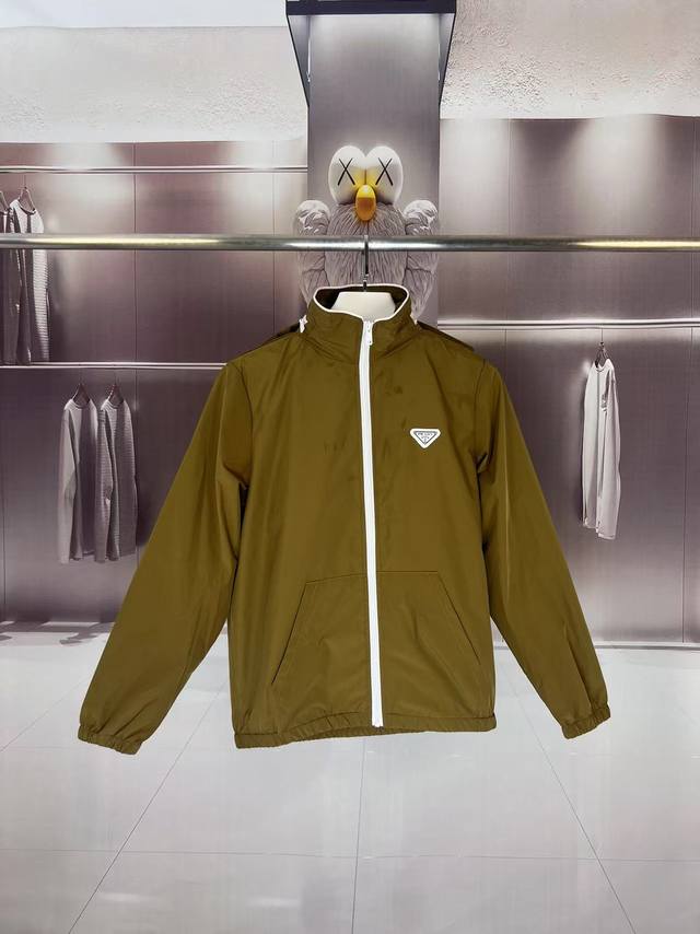 Prada 2025 Fall/Winter new style trench coat with concealed hood and stand-up co