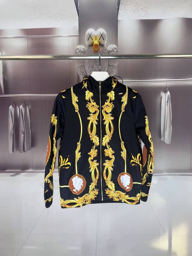 Versace Versace 2025 Autumn/Winter new hooded windbreaker jacket Medusa official