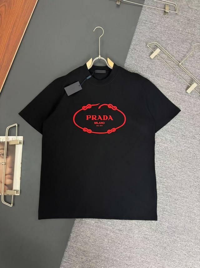 Prada *Prada* 320g heavyweight cotton T-shirt with loose fit Flocking print and