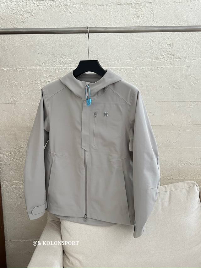 Supply control Kolon Sport-Kolon couple glue soft shell gray DDD
