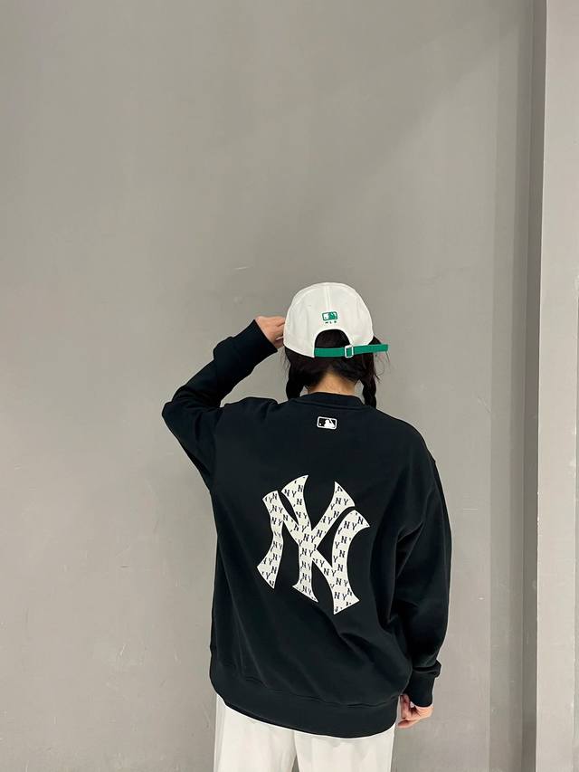 New Control 95Mlb Yankees new classic monogram print on the back, plush silver
