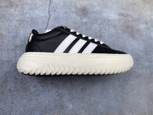 Corporate-grade Grand Court Platform comfortable and durable low-top tennis sho