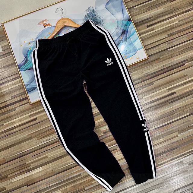 New 10,000-stitch embroidered trefoil pants! Summer Adidas three-stripe couple'