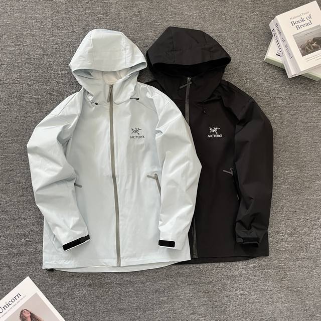 Arc'teryx Beta Lt Outdoor Mountaineering Windproof and Waterproof Functional Zip