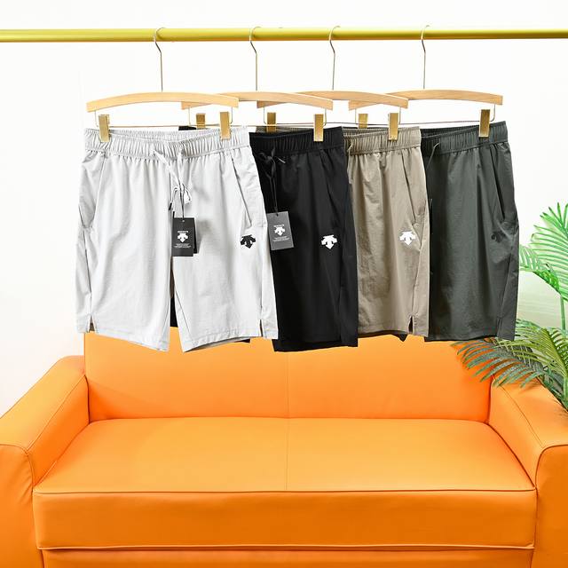 Desc25Ss New summer ice silk quick-drying casual shorts! These new Descente shor