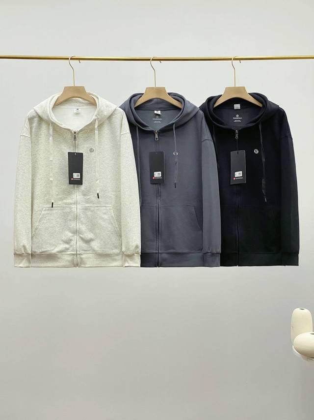 Long-term style, recommended! Lulu's super-popular cardigan hoodie is an absolut