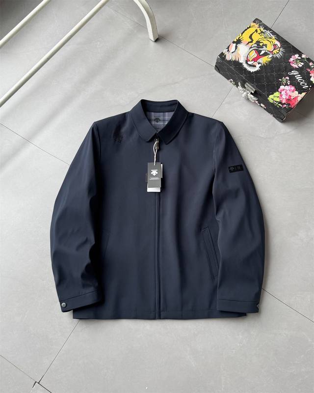 Descente Spring 2025 Men's Golf Executive Jacket with Lapel. DDD's fashion stanc