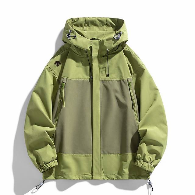 New arrival: Descente Jacket! Hoodie jackets for men and women! Authentic high-