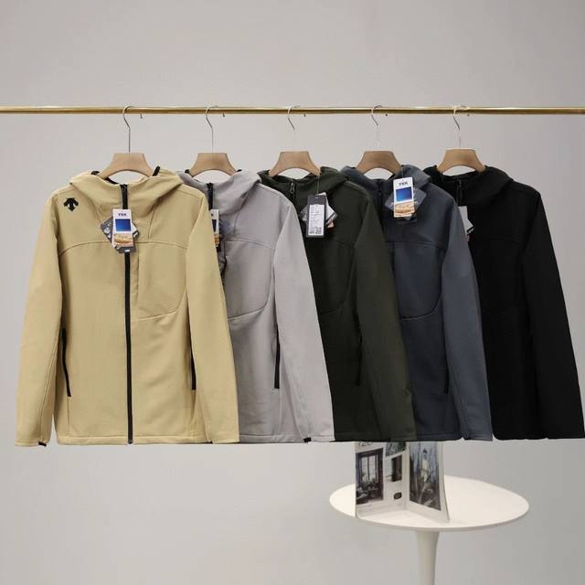 Outdoor triple-proof! A high-end must-have! Laser-cut! Descente* Men's Waterpro