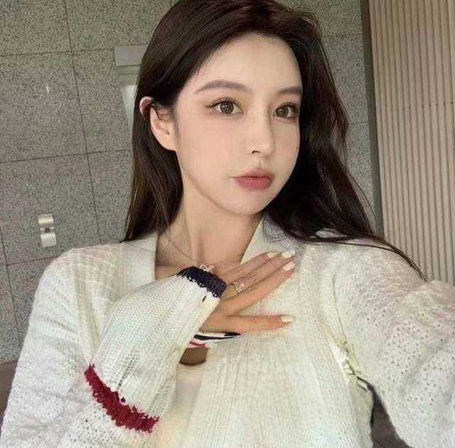 High-end custom details Tb College style cream knitted cardigan Vitality early a