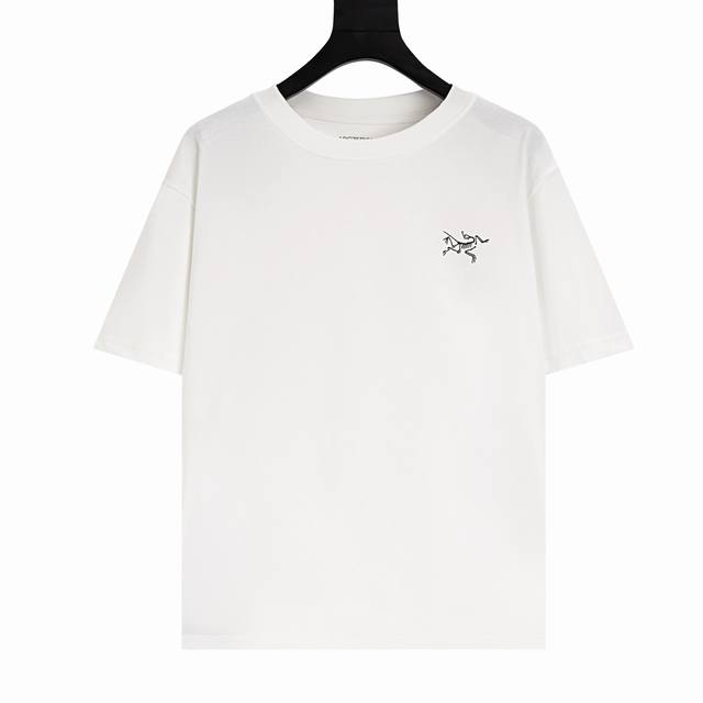 Arc'Teryx Arc24Ss short-sleeved T-shirt with small logo printed on chest Fabric: